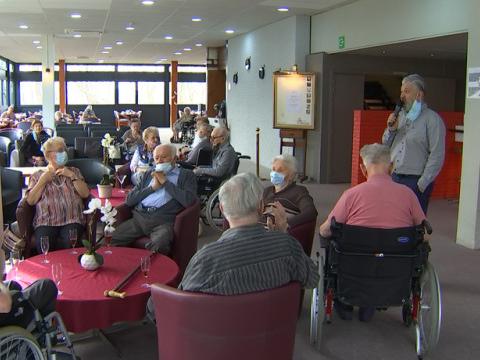 Maisons de repos : assouplissement des mesures covid