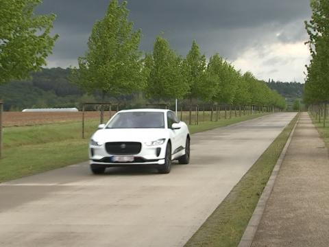 Premier rallye touristique premium 100% électrique