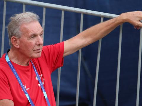 Roger Lespagnard vient à la rescousse de Thomas Carmoy
