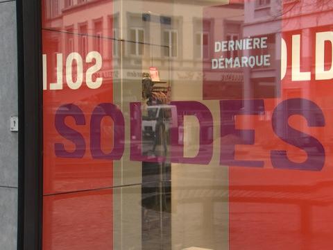 Soldes: les commerces en manque de clients pour écouler leurs stocks