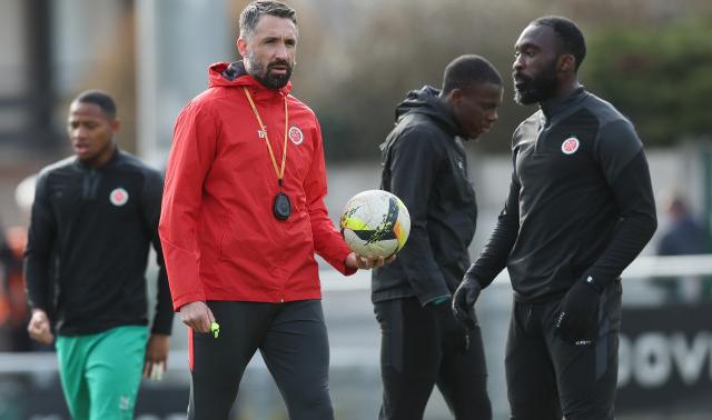 Staff du Standard : Jérémy Taravel arrive, Bernd Thijs remercié
