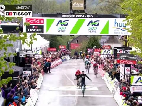 Stephen Williams premier Britannique à remporter la Flèche Wallonne