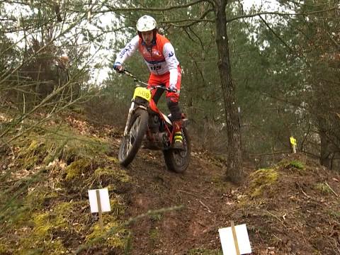 Trial moto classique : l'important, c'est le pied ! 