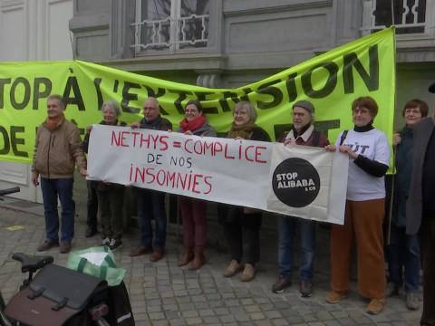 Une cinquantaine d'activistes manifestent contre l'extension de Liège airport