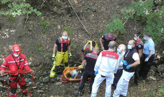 Une cycliste chute de six mètres dans un ravin à Chaudfontaine