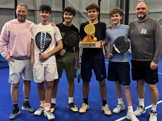 Le Squash22 récompensé pour son travail avec les jeunes en padel