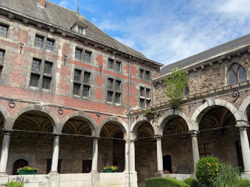Huy cherche un nouvel avenir pour deux bâtiments emblématiques du Vieux Huy