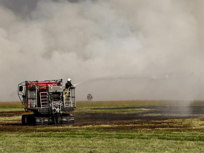 Fagnes : contenir le feu et espérer pouvoir arroser par les airs