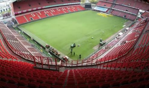 Toute nouvelle pelouse pour le Standard (vidéo)