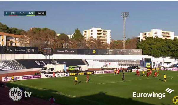 Suivez Standard - Dortmund en direct
