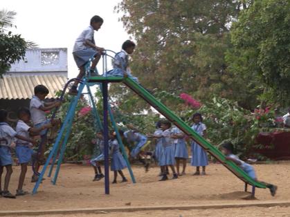 Paroles d'enfants d'ici et d'ailleurs: en Inde