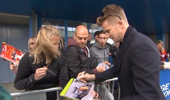 Arrivée des pilotes à Liège Airport, attendus par les fans  