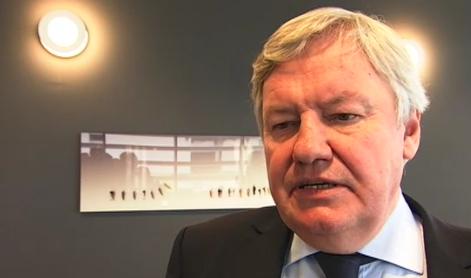 Jean-Claude Marcourt salue le pas de côté provincial d'André Gilles