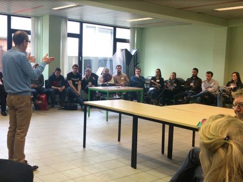 Des jeunes lors du Parlement Jeunesse du Développement Durable