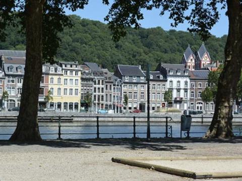Liège : il plonge en vain pour sauver un inconnu