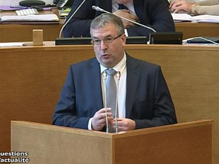 Sidérurgie : P-Y Jeholet interrogé sur l'avenir du froid à Liège