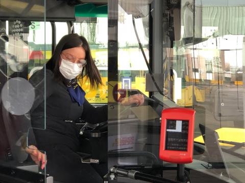 TEC : dès le 4 avril, on remonte par la porte avant dans certains bus 