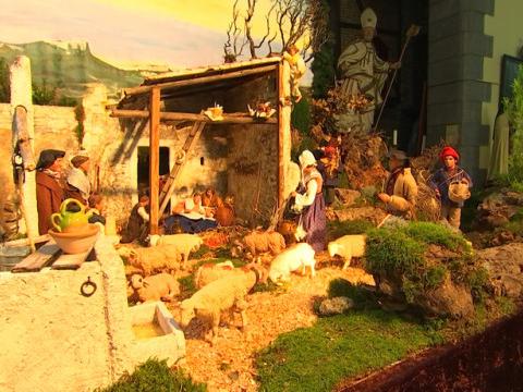 Liège : 150 crèches exposées à l'Eglise Saint-Remacle
