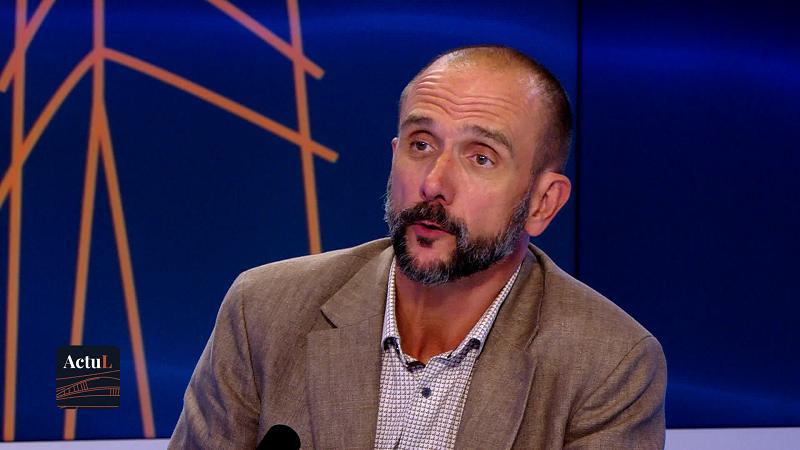 Actu L — Tony Hosmans