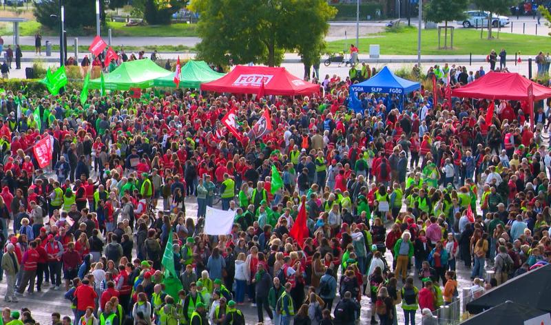 Enseignants : Recours devant la Cour constitutionnelle