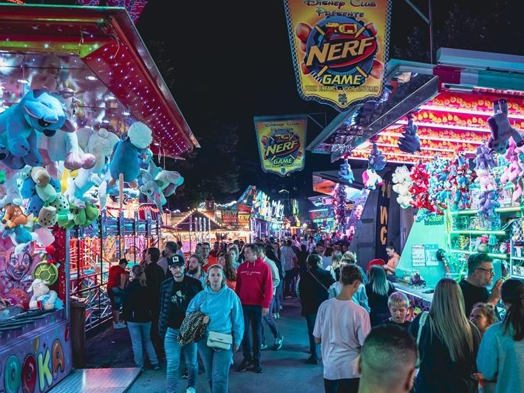 Foire d'octobre : penser que le tram est juste à côté !