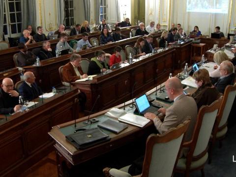 Moins de conseillers et d'échevins dans les communes