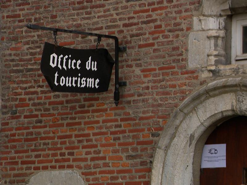 Huy recherche des guides touristiques