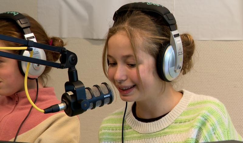 La Petite Émission : les jeunes derrière les micros !