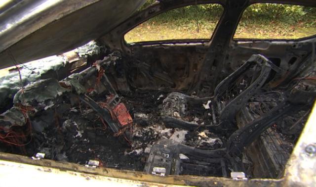 Incendie de voitures: un homme arrêté et deux autres relaxés