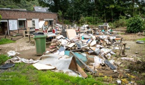 Inondations: des Anversois préparent la reconstruction de Trooz