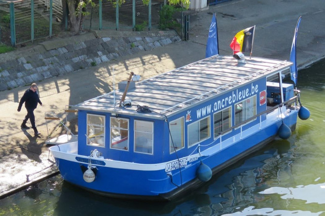 La Barquerolle heurtée par une péniche, sa saison de navigation est terminée