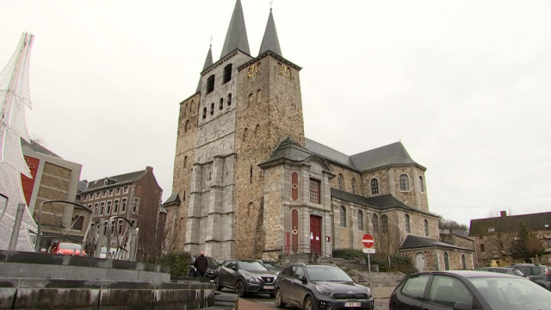 La collégiale d'Amay attaquée par des insectes mangeurs de bois