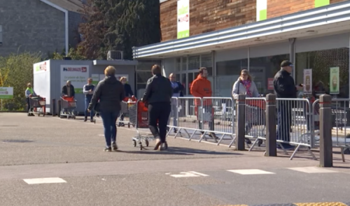 La fin des files d'attente devant les commerces ?