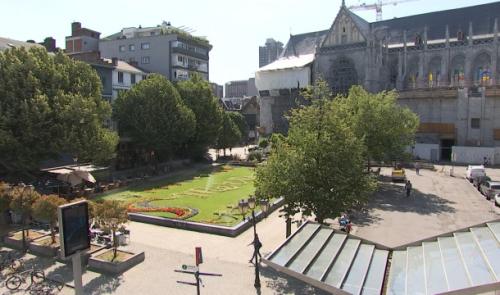 La place Cathédrale sera 100% piétonne