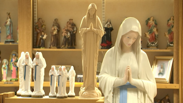Le pape va recevoir une Vierge de Banneux