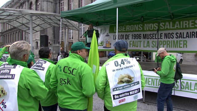 Manifestation contre la loi sur la norme salariale