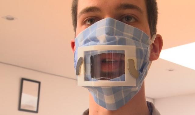 Masques transparents pour lecture labiale