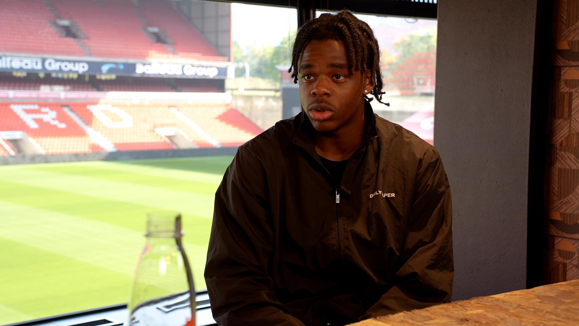 Ngoy (Standard) : "Le coach a mis l'accent sur la mentalité et ça paye"