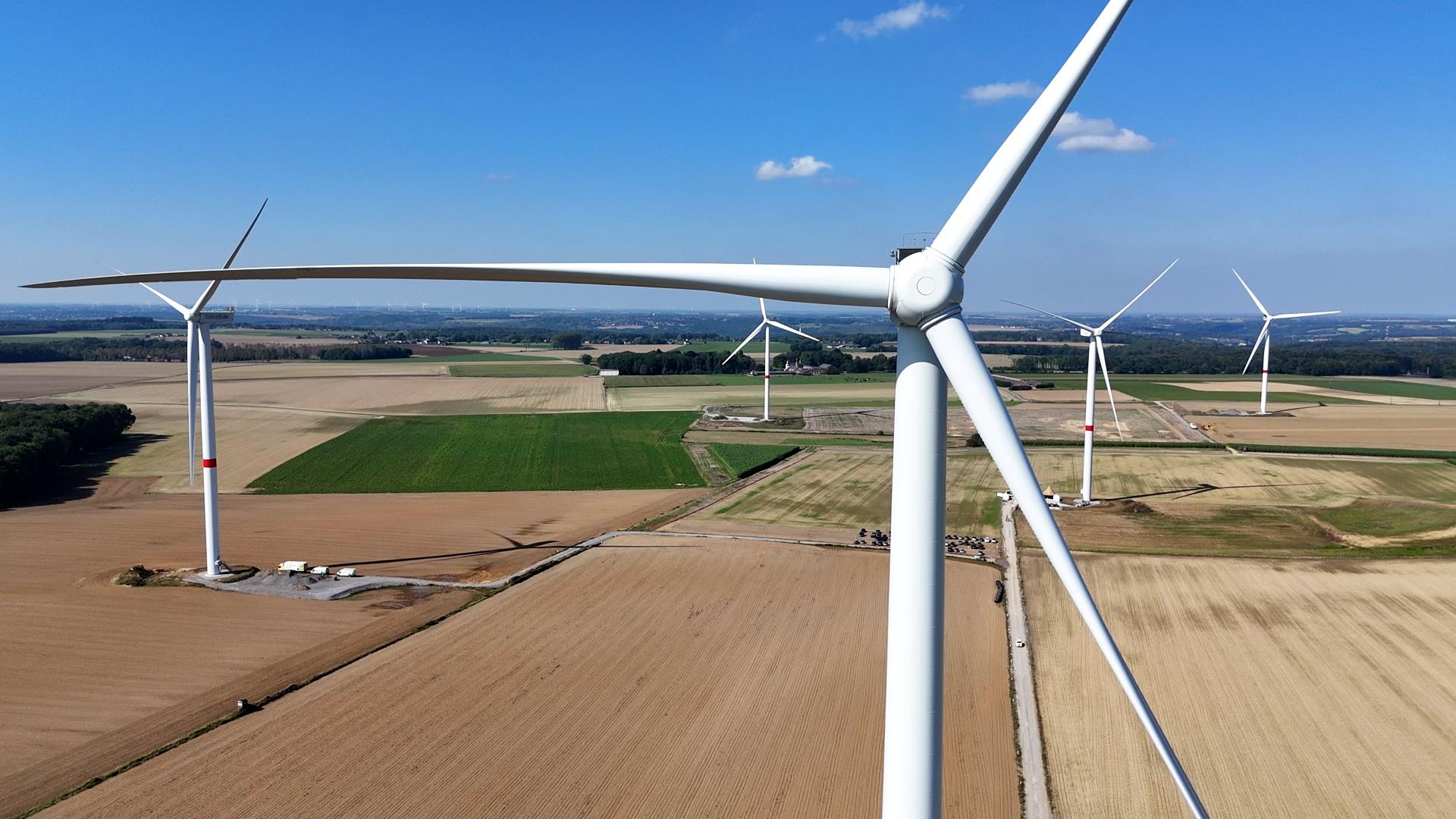 Cinq éoliennes inaugurées à Engis