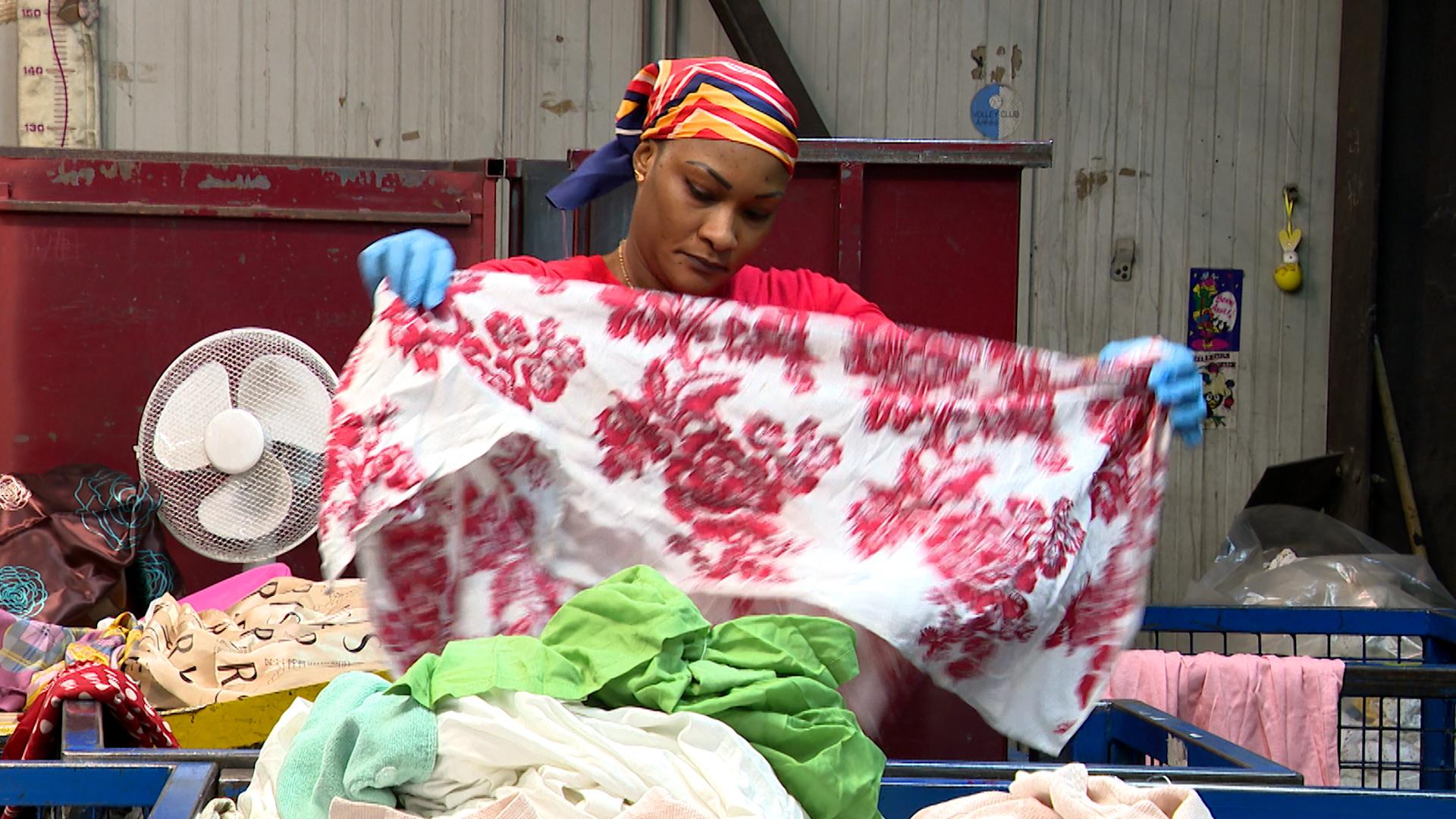 Collecte de textiles : inquiétude chez Terre