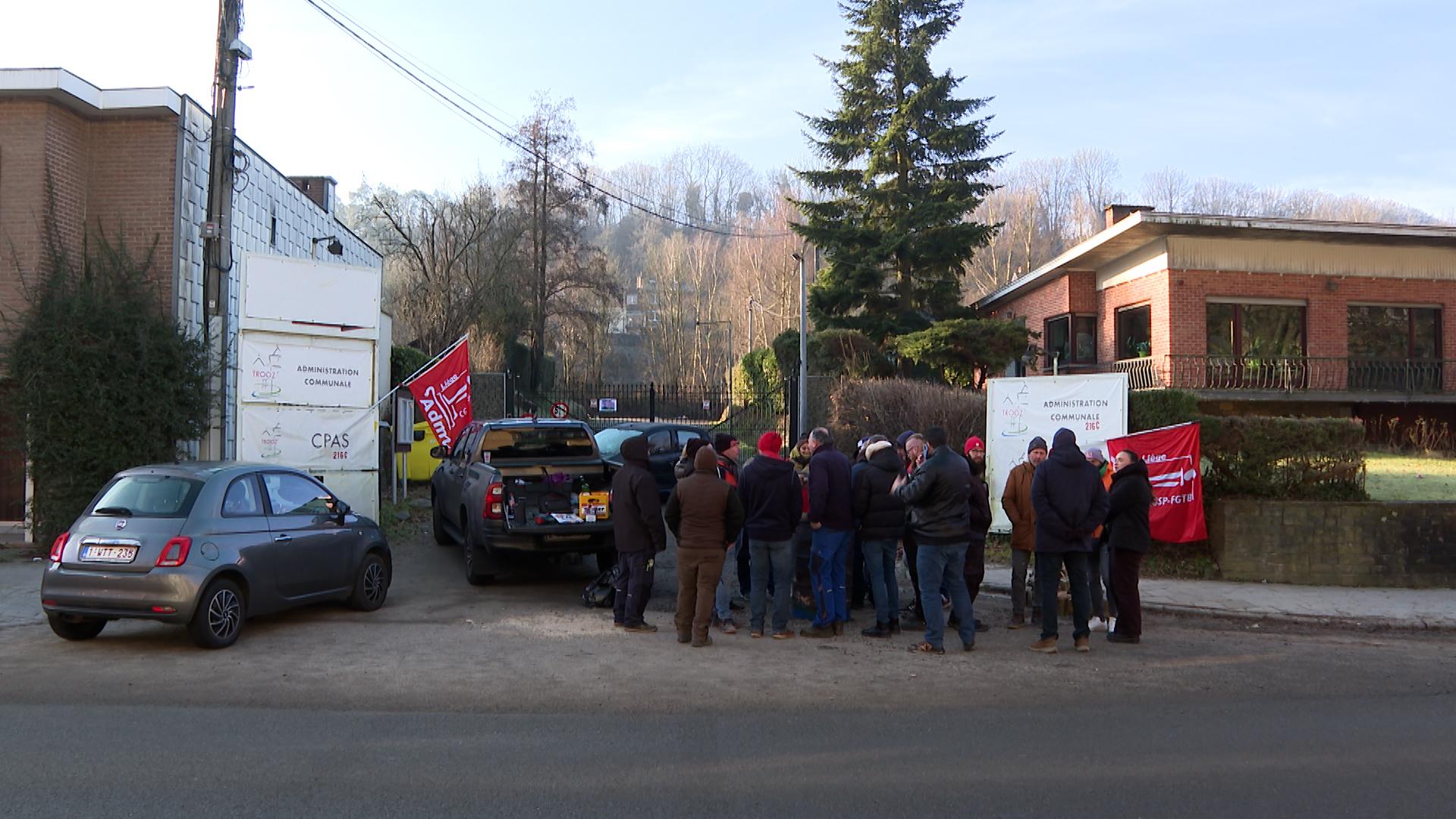 Trooz : le personnel communal en grève face aux licenciements