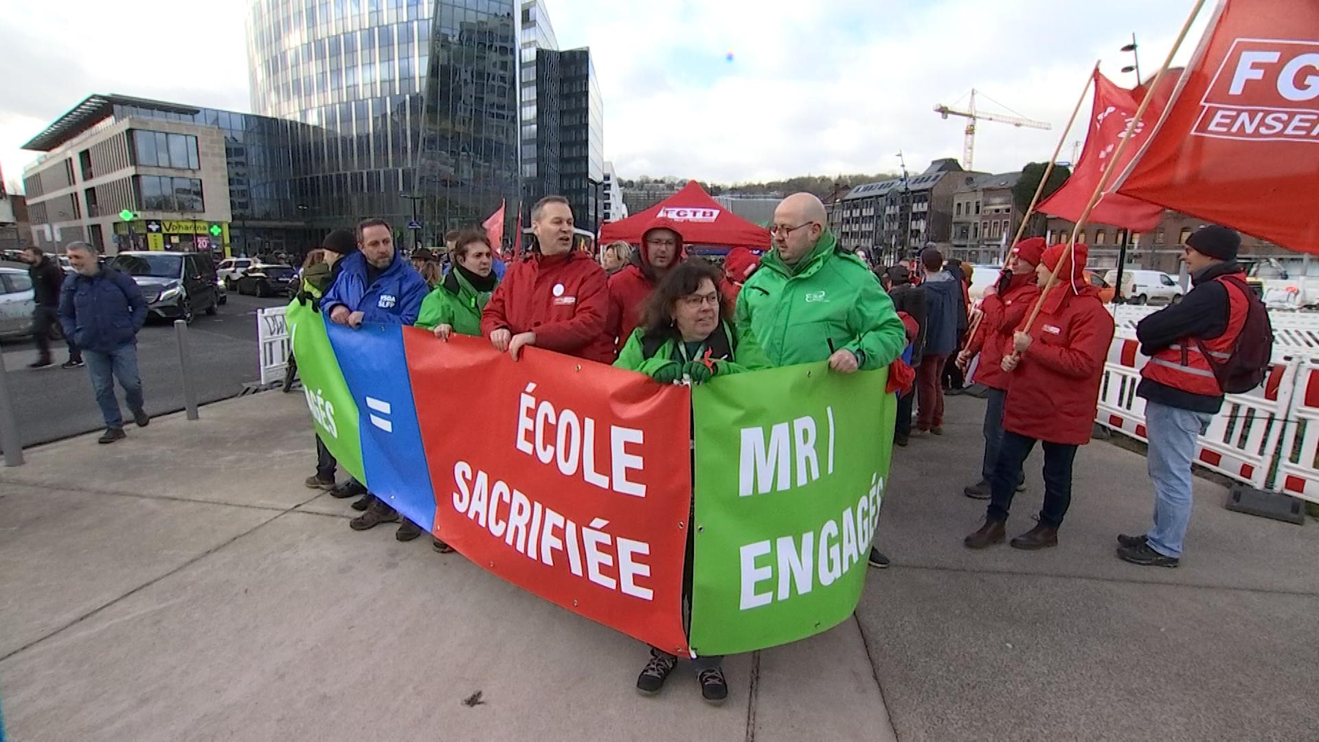 6 000 enseignants dans les rues de Liège