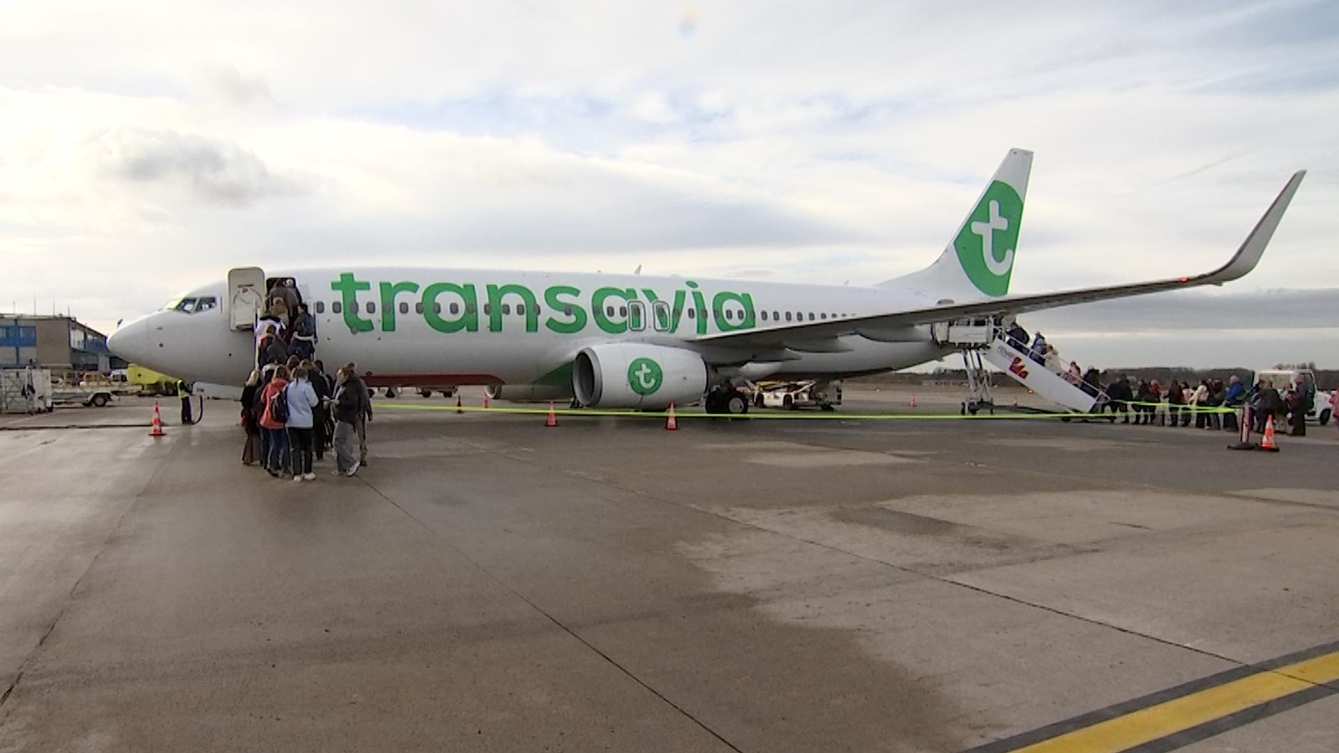 Voyages Léonard troque le car pour l'avion !