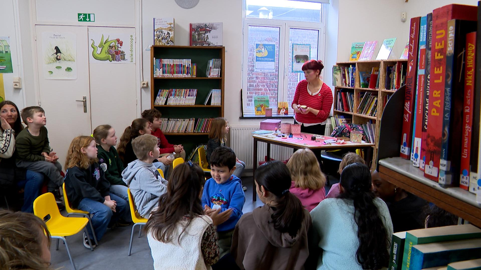 Livres, croissants et chocolat : ateliers créatifs dans les bibliothèques liégeoises