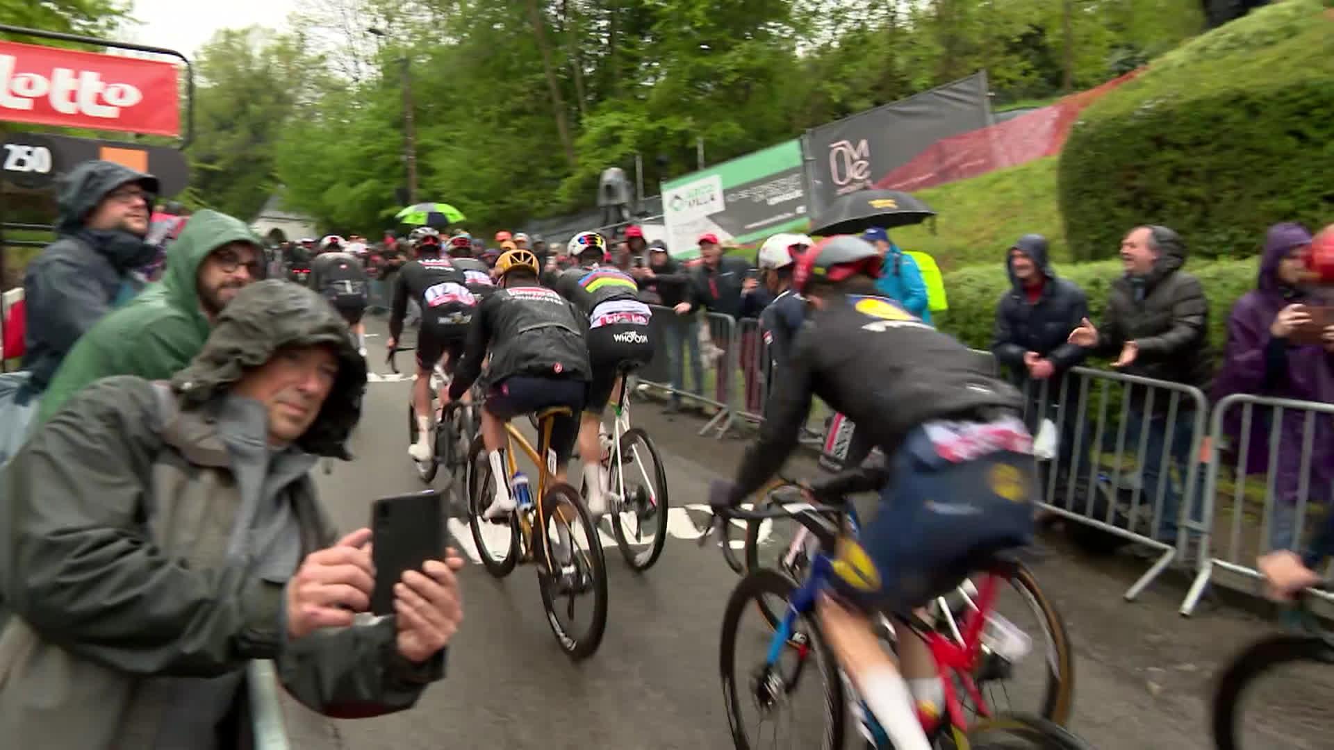 Flèche Wallonne: Une 40è arrivée au Mur de Huy, sous la pluie