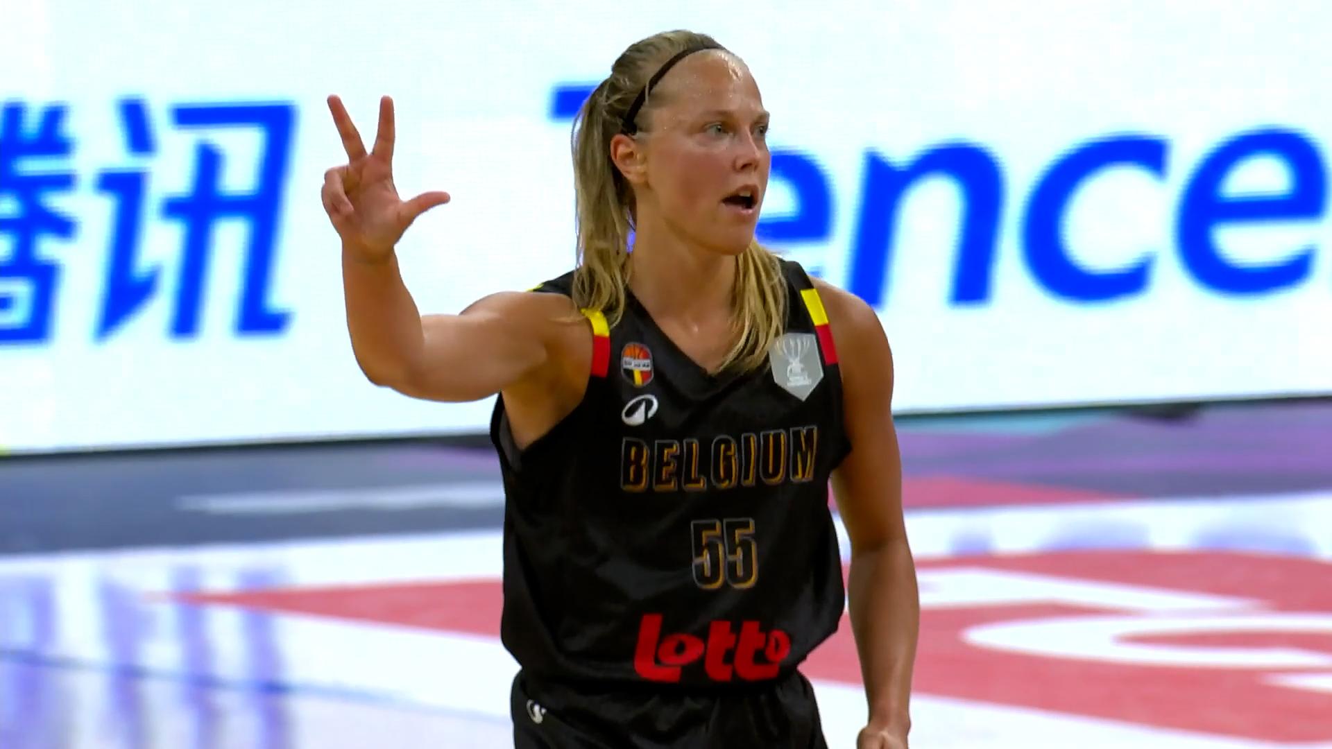 Julie Allemand, championne d'Europe avec les Cats : "C'est incroyable, on vit un rêve"