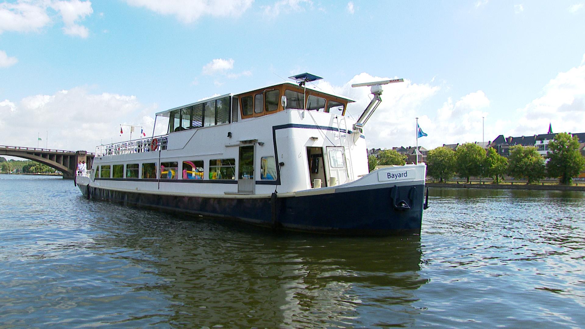 Croisières-promenades sur la Meuse visétoise
