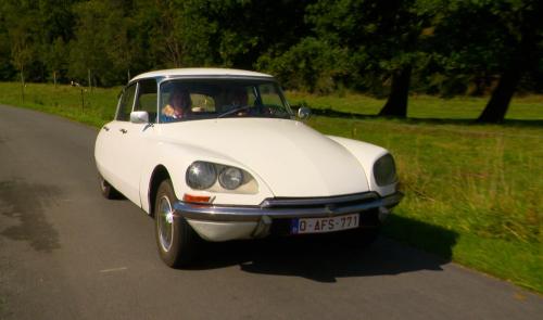 La Citroën DS fête ses 70 ans à Esneux