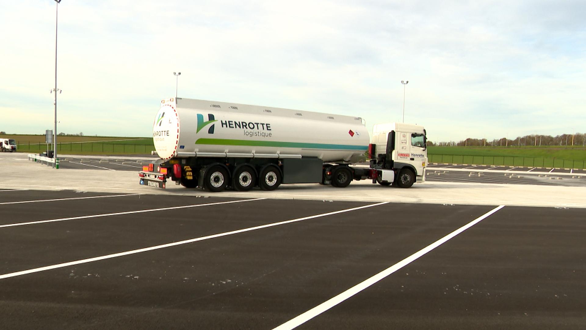 Nouveau parking pour poids-lourds hyper sécurisé