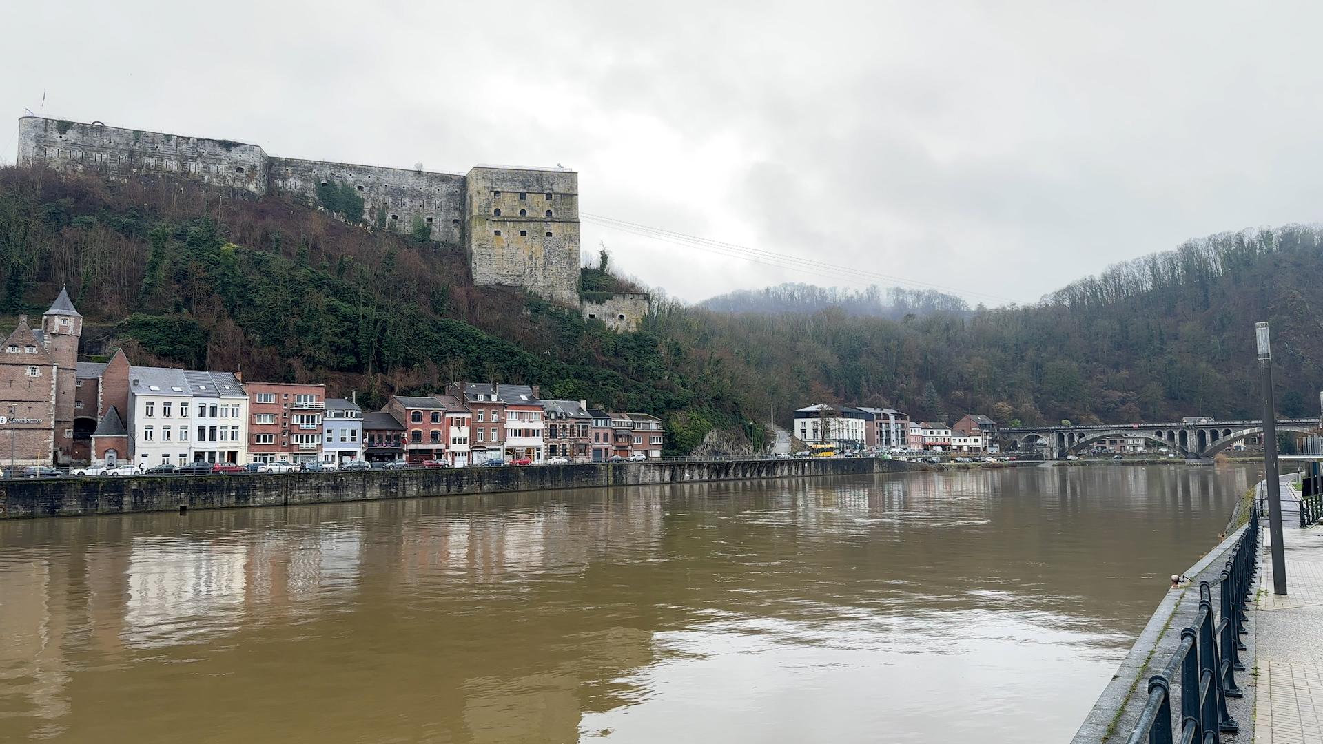 Plus d’1,6 million d’euros supplémentaire pour transformer la rive gauche de Huy